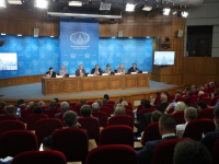 В Москве прошла встреча главы МИД Сергея Лаврова с представителями российских региональных некоммерческих организаций
